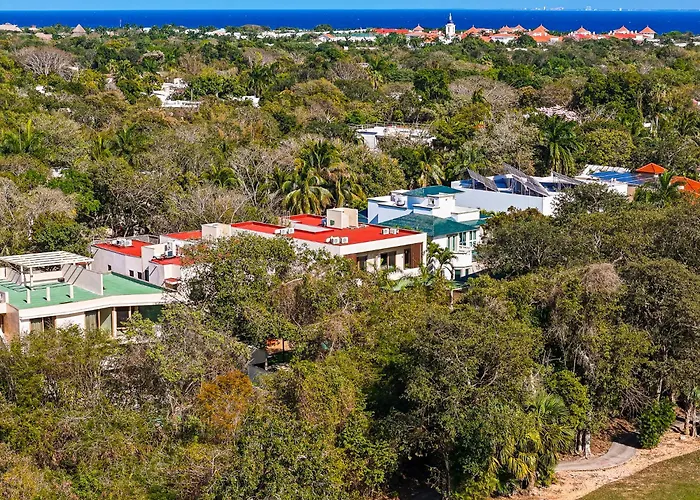 Luxury With Private Pool In Playacar Villa